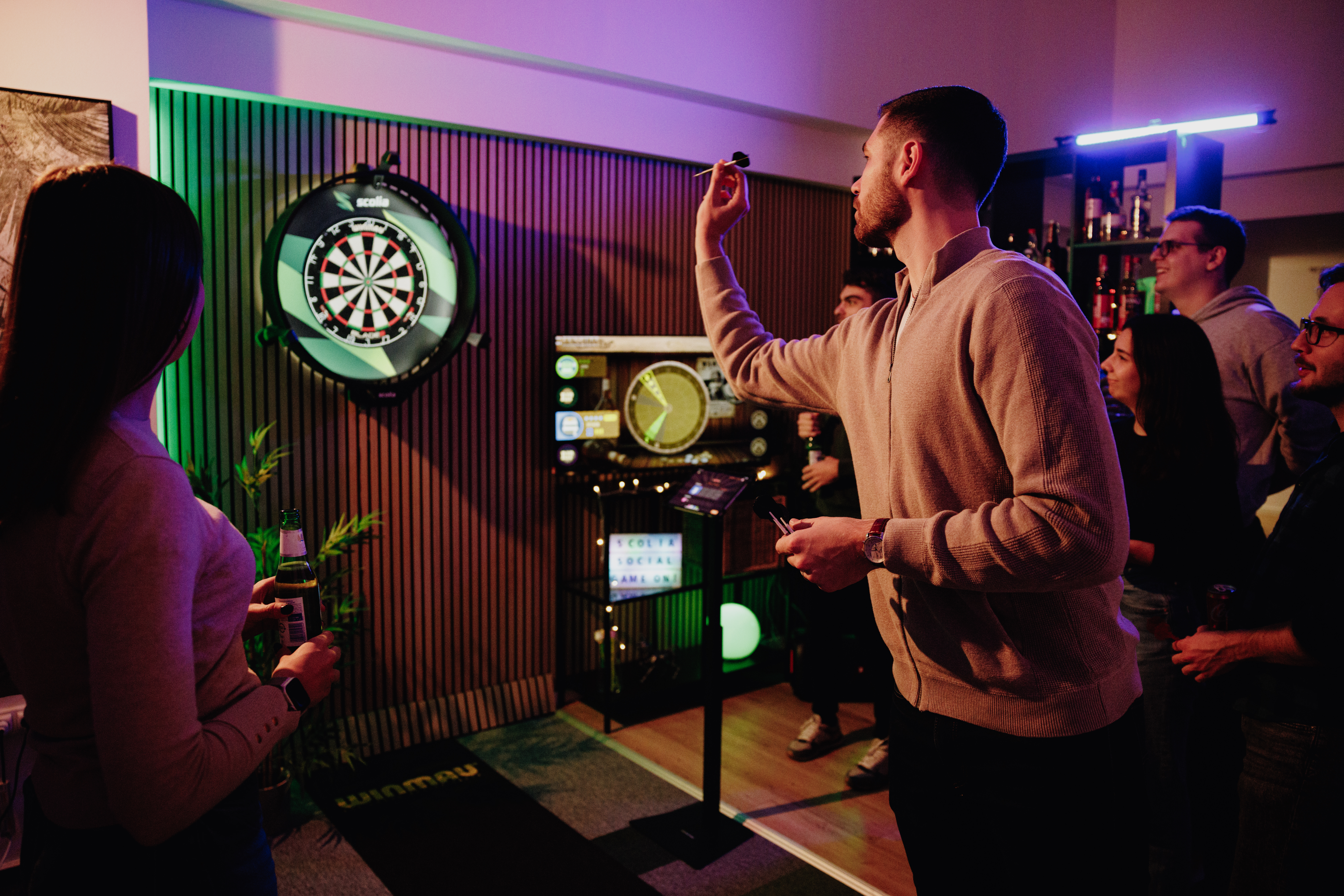 Dart-opsætning på spillested